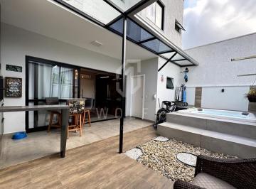 Casa de 4 quartos, Balneário Piçarras · JD1480 - Sobrado Totalmente Mobiliado e Exclusivo em Balneário Piçarras/SC