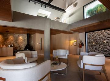 IMG_20260701_001732_000.jpeg · Elegante casa de vila para venda em Morumbi com 3 quartos, sendo 3 suítes, 700m² - urban#NJVA7