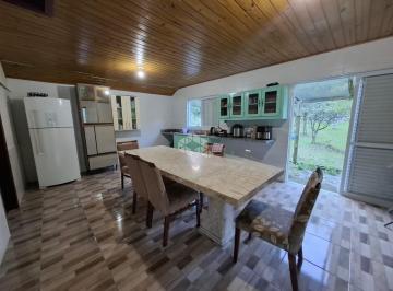 Rural · 130m² · 2 Quartos · Sítio com 2 quartos/dormitórios no bairro Três Riachos, em Biguaçu- SC