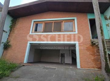 Casa · 188m² · 3 Quartos · 4 Vagas · Casa Térrea 10x46 com 3 quartos, 1 suite, salas, cozinha, 4 vagas subterrâneas e necessita reforma.
