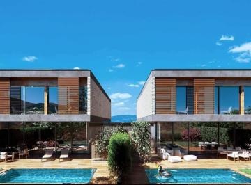 Casa · 344m² · 4 Quartos · 2 Vagas · Casa à venda no Condomínio Pátio Estaleiro