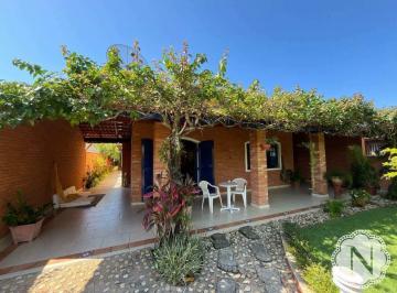 Casa · 180m² · 3 Quartos · 3 Vagas · Casa térrea a venda com 3 quartos e uma suite de 180 metros no Cibratel.