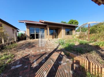 Casa · 95m² · 2 Quartos · 2 Vagas ·
Casas - 2 dormitórios