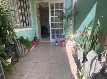 Casa · 145m² · 4 Quartos · 2 Vagas · Lindo Sobrado no Bairro Parque Santo Antônio - Guarulhos.