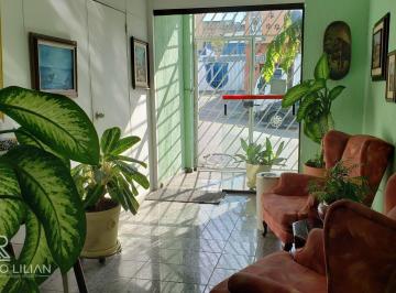 Casa · 247m² · 3 Quartos · Sobrado para fins comerciais na Av Emilio Ribas Guarulhos - A Venda