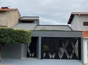 Foto 01 · Imperdível oportunidade: Casa à venda em Indaiatuba-SP, Jardim Regina! 3 quartos, 1 suíte, 2 salas,