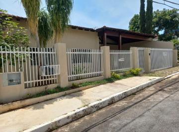 Casa de 4 quartos, Brasília · CASA TÉRREA 328,76 M² 04 QUARTOS 03 SUÍTES DCE COM HABITE-SE