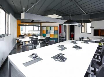 Comercial · 230m² · Sala Comercial para venda na Vila Olímpia, São Paulo-SP: 230m² e 4 Banheiros!