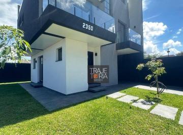 2c616c29337e1629786a0c59c566239b9403748d · Sobrado Triplex com amplo quintal - Santa Quitéria