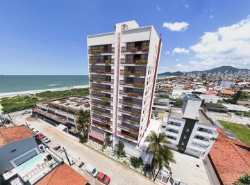 Apartamento · 67m² · 2 Quartos · 1 Vaga · Apartamento com 2 Dormitórios à 60mts do mar, no Centro de Navegantes/SC