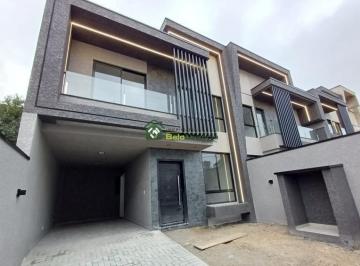 Casa · 117m² · 3 Quartos · 2 Vagas · Casa à venda - no Centro