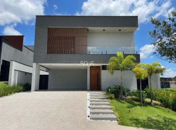 Foto 01 · Casa no Cond. Alphaville Castelo em Itu, 3 suítes, com 401m² de área total