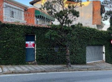 Casa · 222m² · 2 Quartos · CASA ASSOBRADADA CENTRO COM 2 QUARTOS SENDO 1 SUITE