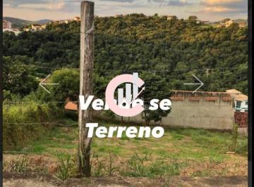Foto 01 · Terreno à venda em São Lourenço-MG, no bairro Quase no Final da Rua Com Calçada - 400m² de área!
