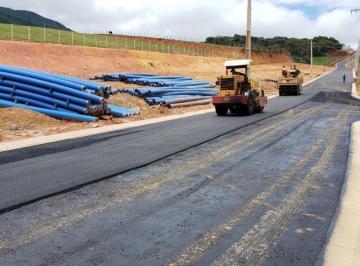 202408191727019555.jpg · Terreno para Venda em Vargem, Divisa