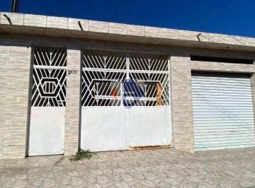 Casa · 250m² · 3 Quartos · 2 Vagas · Conforto e Espaço em Itaquaquecetuba