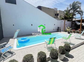 Casa · 280m² · 7 Quartos · 4 Vagas · Casa com piscina para locação DIÁRIA em Pontal do Paraná