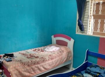 202502171906543643.jpeg · Casa para Venda em Limeira, Jardim Lagoa Nova, 2 dormitórios, 1 banheiro, 2 vagas