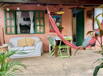 Apartamento · 30m² · 1 Quarto · Casa de um quarto à Venda em Búzios – Terreno Amplo com 750m² em José Gonçalves | Refúgio Tranquilo