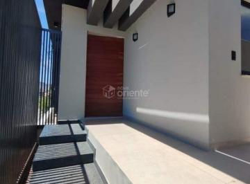 Casa · 300m² · 3 Quartos · 4 Vagas · Casa à venda, 3 quartos, 1 suíte, 4 vagas, Cidade Jardim - Nova Serrana/MG