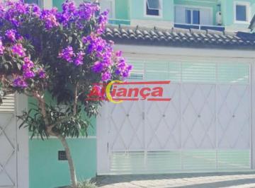Casa · 220m² · 3 Quartos · 4 Vagas · Lindo sobrado à venda com 220m², 3 suítes, churrasqueira e 4 vagas