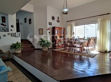 Casa · 500m² · 4 Quartos · 4 Vagas · Excelente sobrado no bolsão de Interlagos, próximo ao laguinho