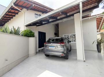 Casa · 208m² · 3 Quartos · 2 Vagas · Casa à Venda em Jaraguá do Sul com 3 quartos sendo 1 suíte – Bairro Amizade 