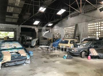 Comercial · 400m² · 15 Vagas · Aluga Galpão 400m² - No Jardim Ubirajara !