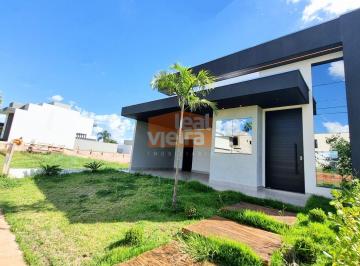 Casa · 163m² · 3 Quartos · 4 Vagas · Casa no Residencial Verna Parque Alvorada