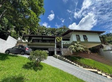 294b706fa633cddcb742cd18938df69e04814745 · Casa com 3 dormitórios à venda, 365 m² por R$ 1.800.000 - Bom Retiro - Blumenau/SC | La Vita Imóveis