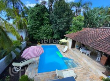 226d9129 · Casa, 3 dormitórios, 163.1 m², em Agronômica