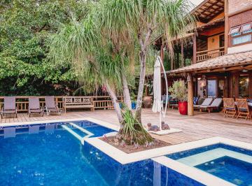 Casa de 5 quartos, Ilhabela · Lindissima Casa alto padrão em condominio p/venda 446m2 05 suites Ilha Bela