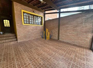 Casa de 3 quartos, São Paulo · SOBRADO PRÓXIMO AO SHOPPING/METRÔ SANTA CRUZ