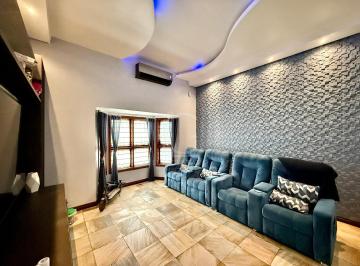 Casa de 3 quartos, Itapetininga · CASA 3 QUARTOS COM PISCINA - BAIRRO DOS BANCAIROS