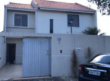 Casa · 147m² · 3 Quartos · Lindo sobrado no Cajuru