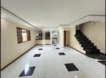 Casa de 3 quartos, Rio de Janeiro · Casa para Aluguel - Vila Valqueire, 3 Quartos,  200 m² - Rio de Janeiro