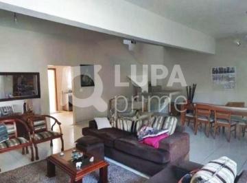Casa · 200m² · 3 Quartos · 5 Vagas · Sobrado com  3 dormitórios à venda  na Vila Isolina Mazzei