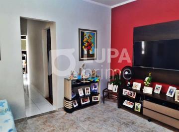 Casa · 129m² · 3 Quartos · 3 Vagas · CASA COM 3 QUARTOS E 3 VAGAS DE GARAGEM À VENDA NA VILA SABRINA
