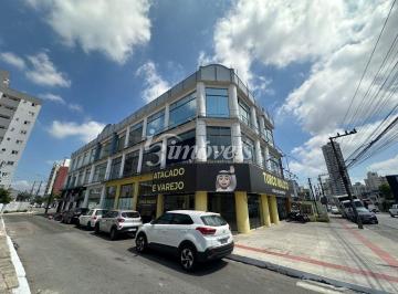 Comercial · 1200m² · Salas para locação anual de esquina, 1200m² ,Bairro Dom Bosco, Itajaí-SC, com grande visibilidade de
