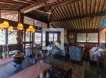 Casa de 4 quartos, Niterói · Casa à Venda - Cantagalo, 4 Quartos, 550 m² - Niterói