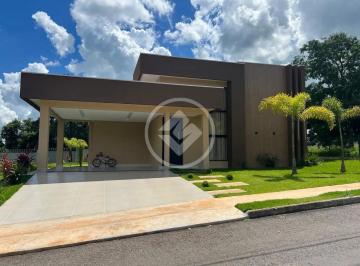 Casa · 179m² · 4 Quartos · 4 Vagas · Chácara em Guapó no Condomínio Recanto Paraíso com 4 suítes. codigo: 105438