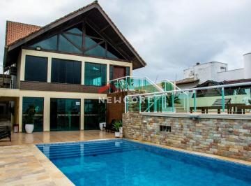 Comercial · 820m² · 12 Quartos · 7 Vagas · Loja em  Avenida Presidente Vargas - Centro - Itanhaém/SP