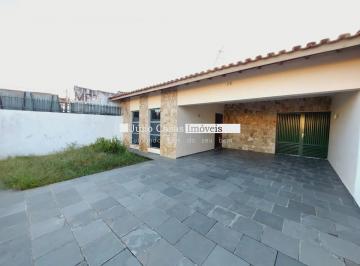 Casa · 345m² · 3 Quartos · 3 Vagas · Casa térrea a venda com 3 quartos