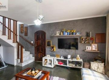 Casa · 181m² · 3 Quartos · 4 Vagas · Sobrado 3 dorms Vila Gustavo