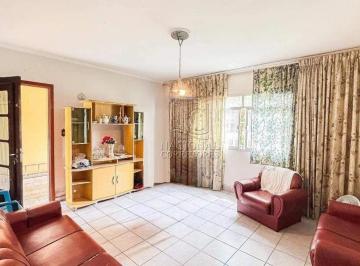 Casa · 151m² · 3 Quartos · 2 Vagas · Casa térrea para venda ou permuta com jardim e quintal no bairro Santa Terezinha 