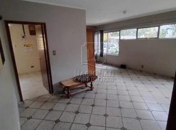 Casa · 221m² · 3 Quartos · 8 Vagas · Casa térrea para venda com amplo espaço e excelente localização no bairro Santa Terezinha!