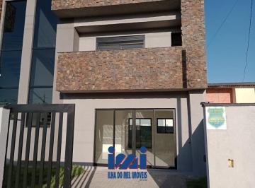 23875882_4.jpg · Triplex alto padrão em Guaratuba