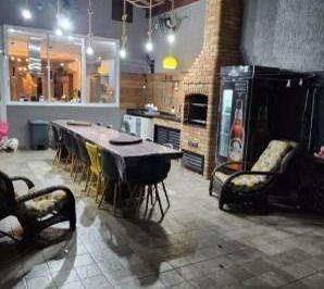 uzo5py2odqwzjdjzthkytiw_md · Casa assobrada mobiliada no Condomínio Residencial Gramados