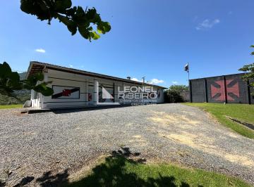 Comercial · 400m² · 8 Vagas · Galpão à venda, 400 m² no bairro Rodeio 12 - Rodeio/SC.
