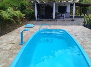 Rural · 1700m² · 1 Quarto · 1 Vaga · Chácara em Meio a Natureza com Piscina e Terreno de 1.700m² à venda em Tijucas/SC
